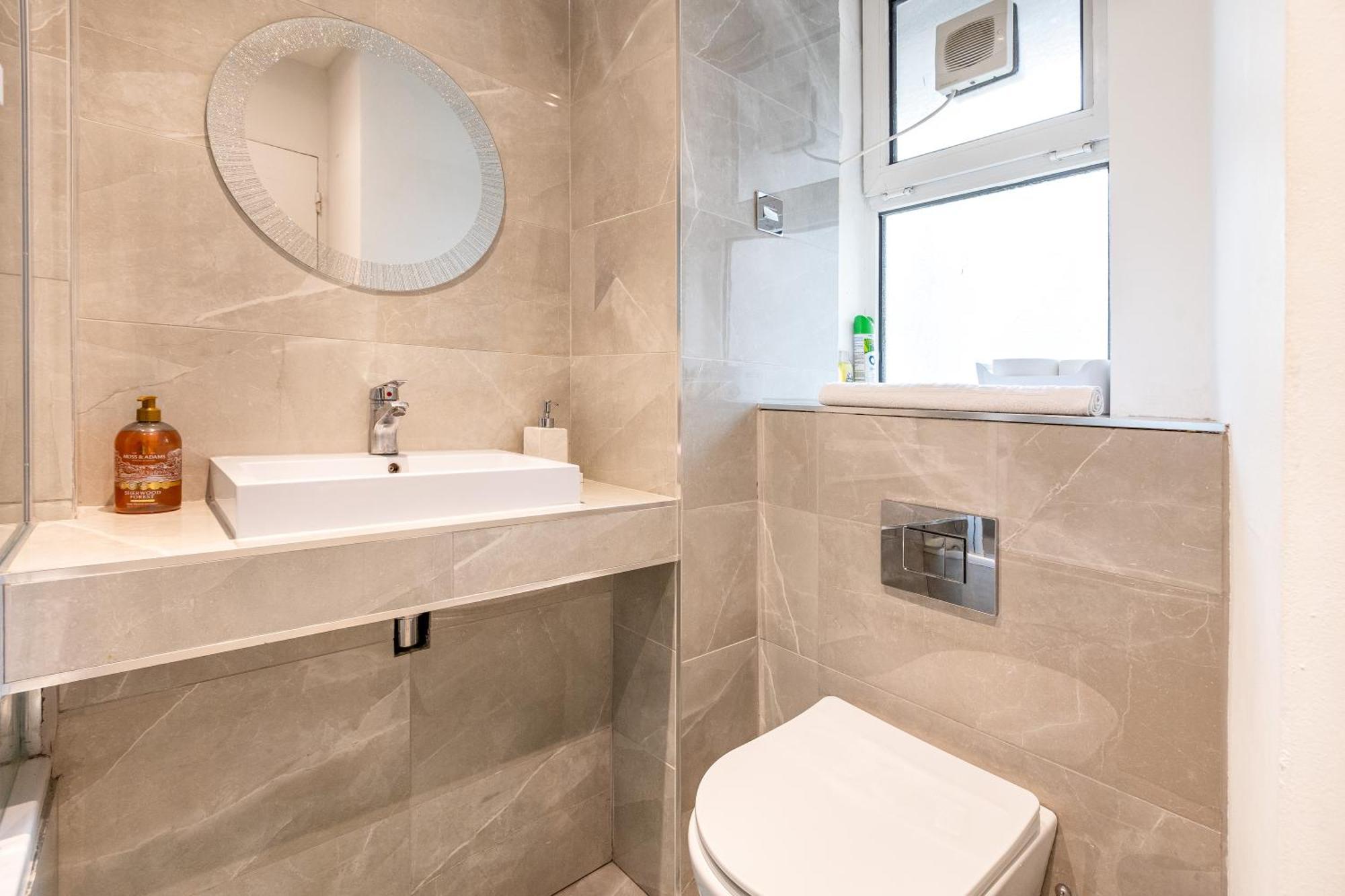 With Private Garden, 2min Tube Londra